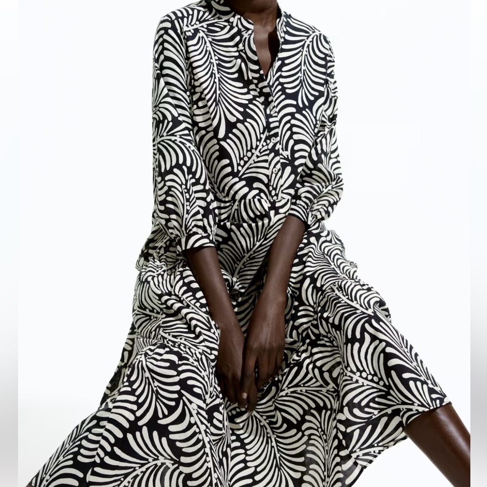 Black and White Tiered Midi Dress - Picture 4 of 4